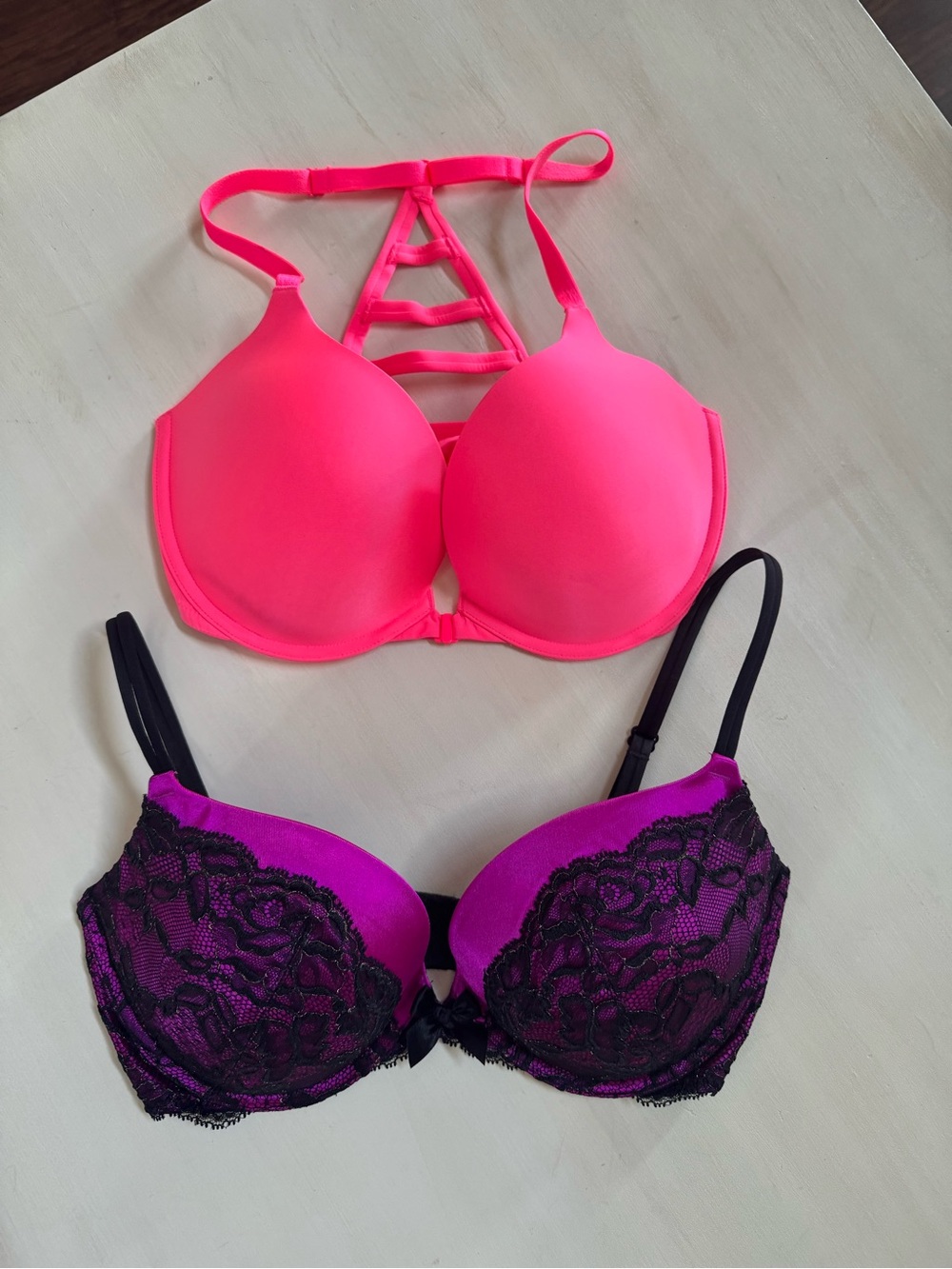 Victoria’s Secret Hot Pink front snap/Black lace fuchsia Push-Up Bras-)2) 34DD